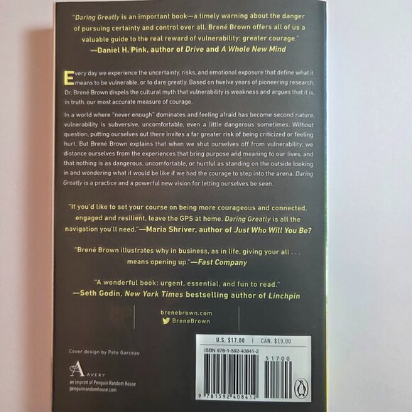 Daring Greatly by Brené Brown, Paperback, Personal Growth & Self-Help Book - Picture 2 of 5